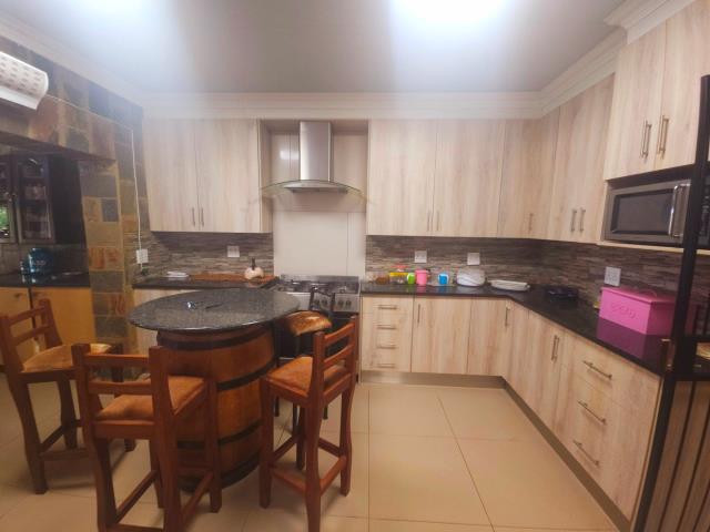 To Let 4 Bedroom Property for Rent in Hartbeespoort Rural North West